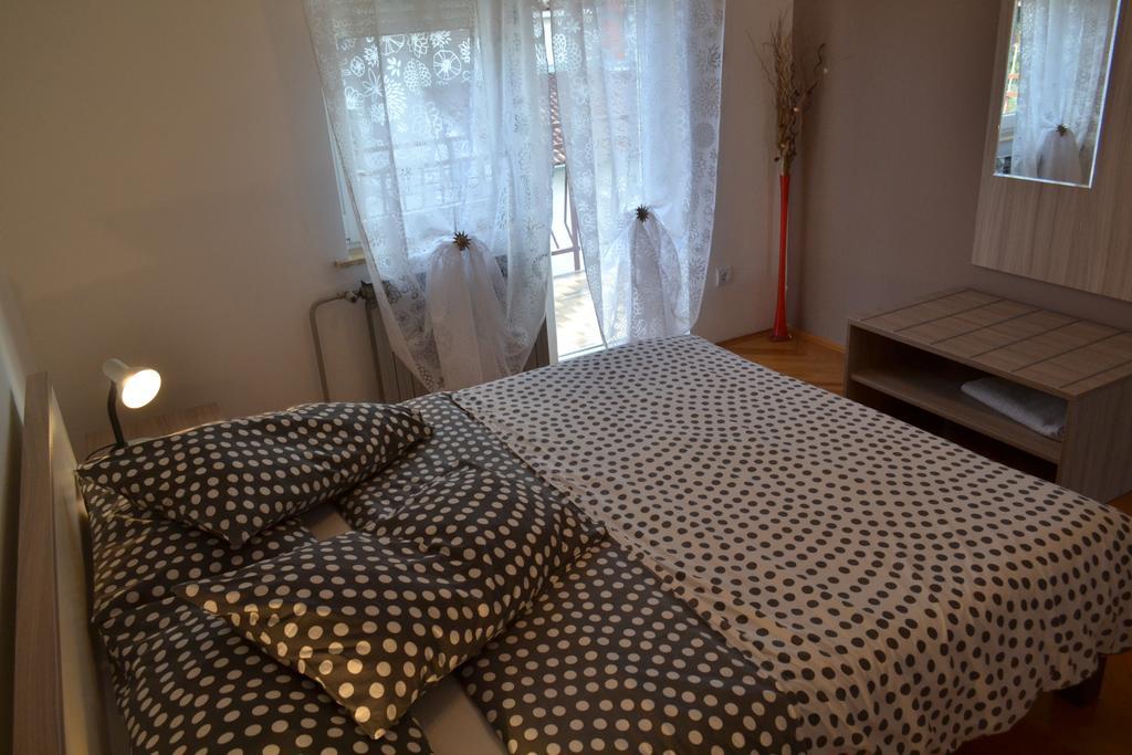 Apartments Peloza โปเรช ห้อง รูปภาพ